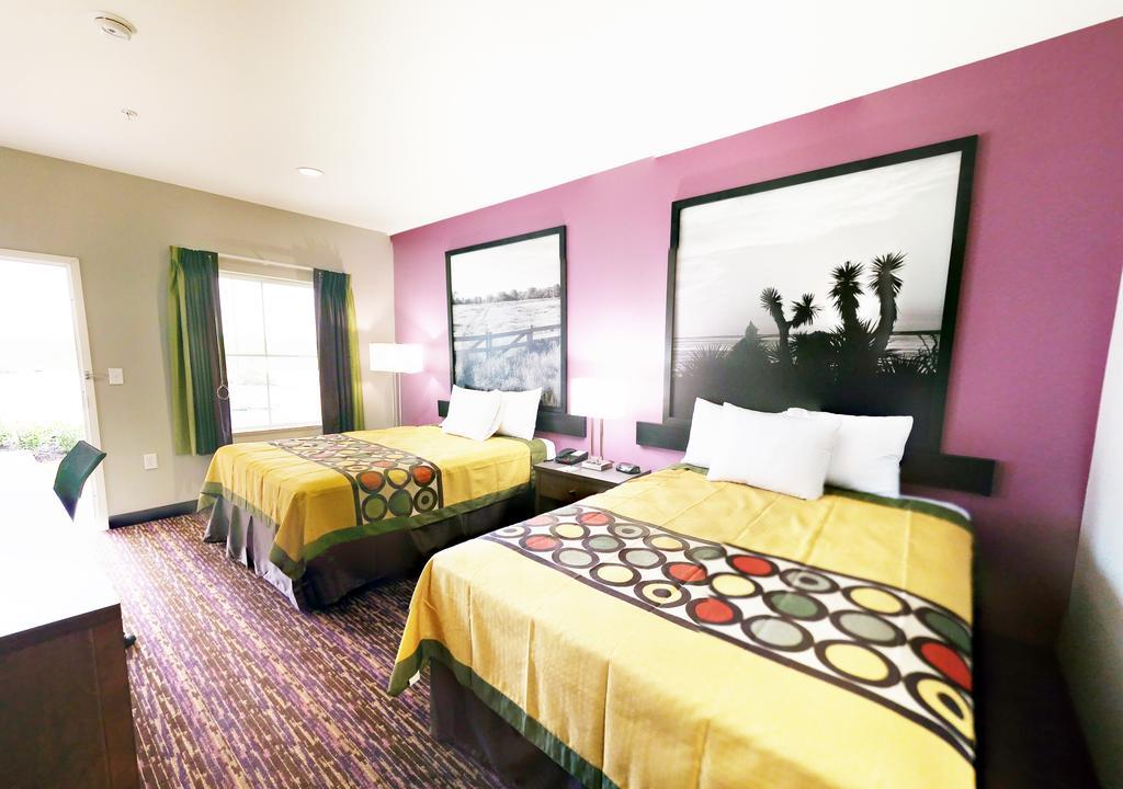 Super 8 By Wyndham Motel Carrizo Springs