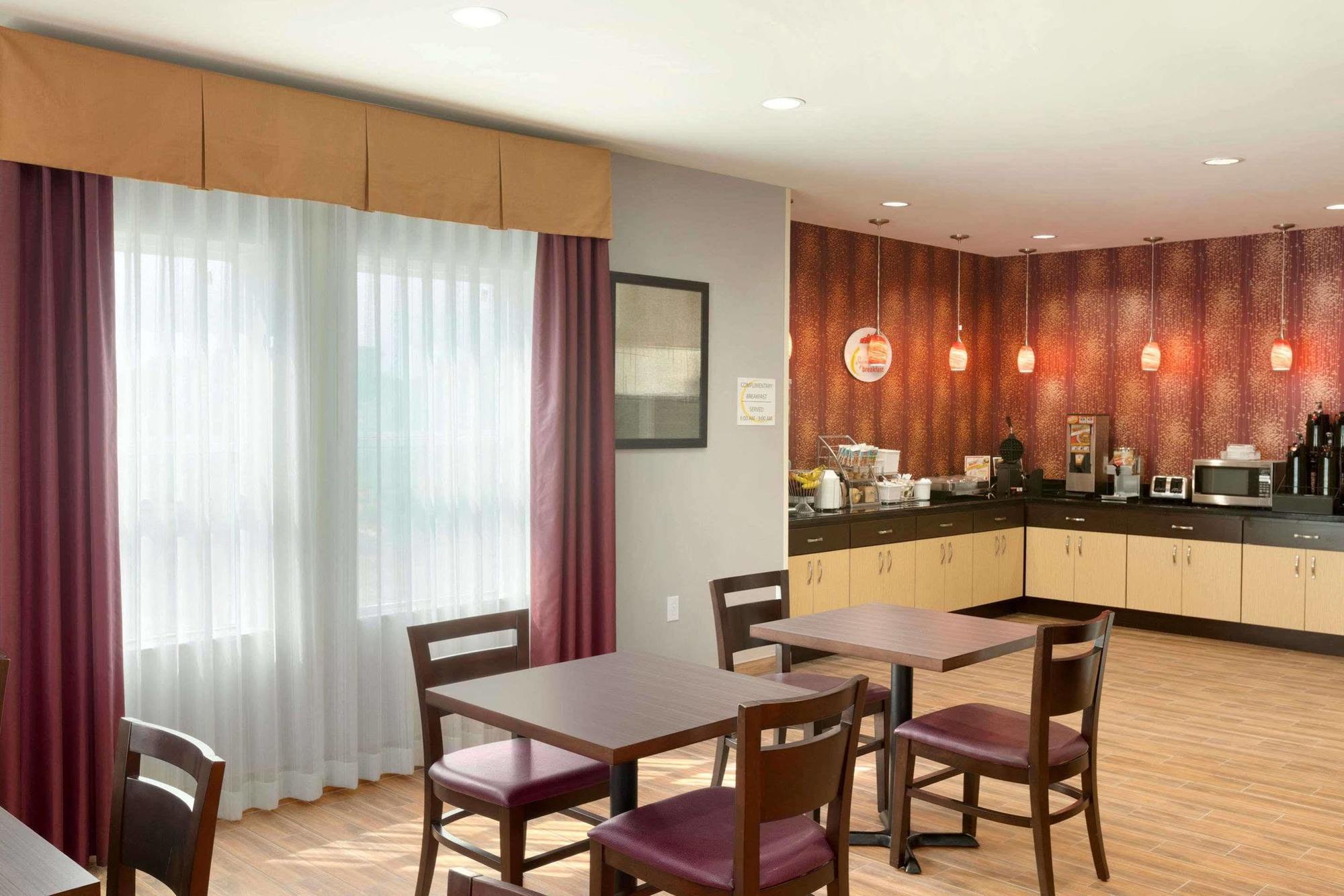 Super 8 By Wyndham Motel Carrizo Springs