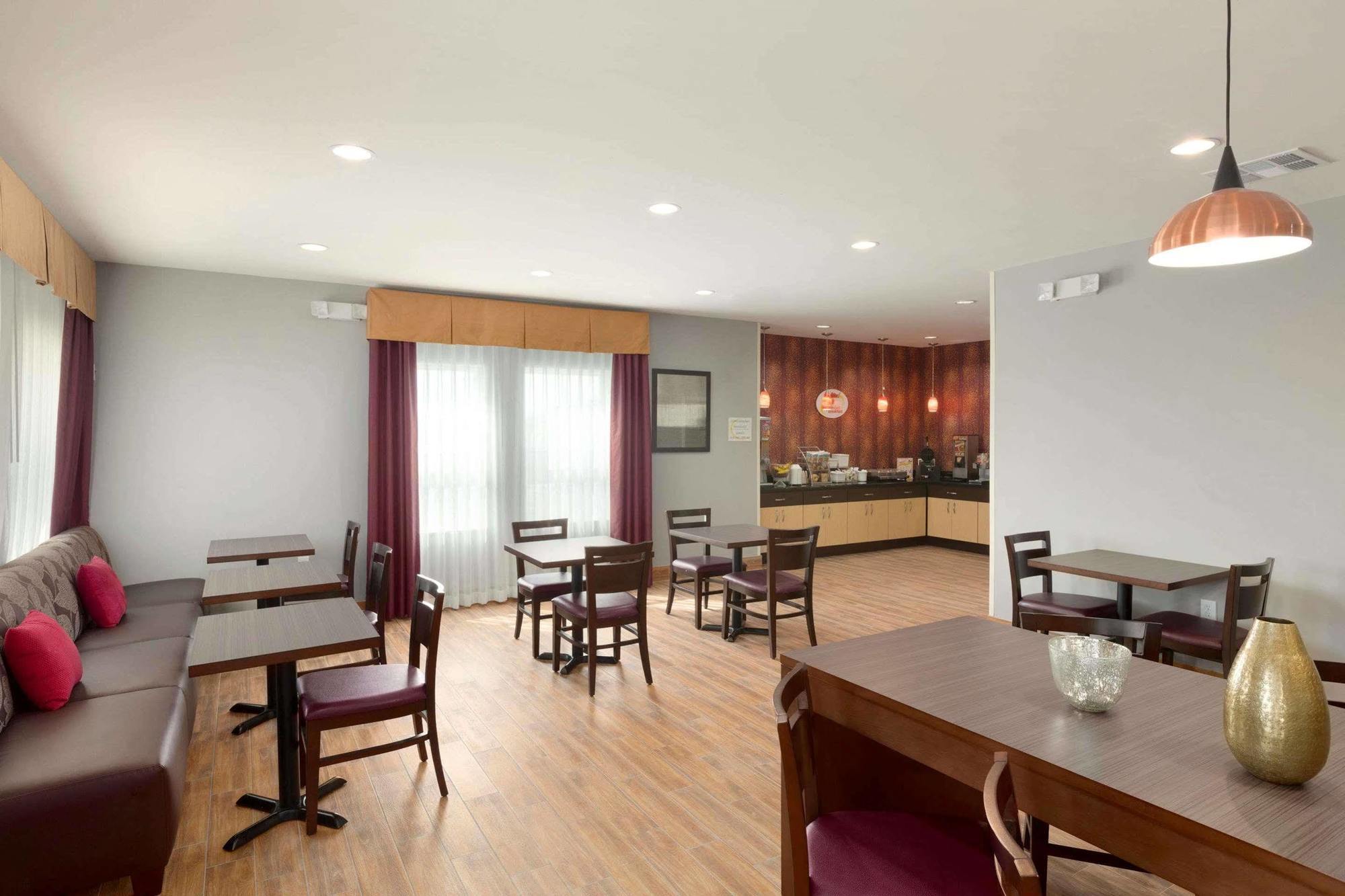 Motel Super 8 By Wyndham 3*
