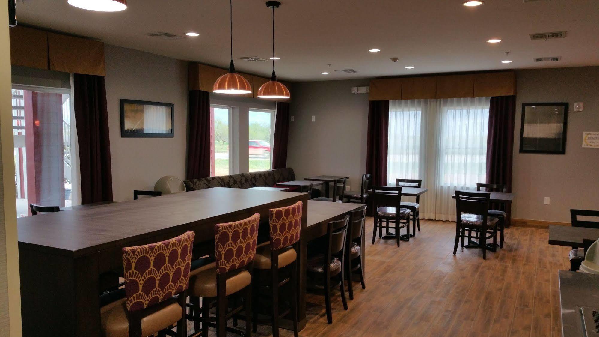 Motel Super 8 By Wyndham 3*